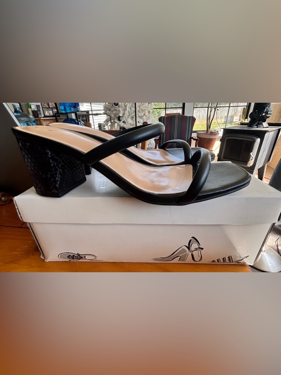 A New Day Black Double Strap Cris Heels- size 6.5 NIB - Picture 5 of 7